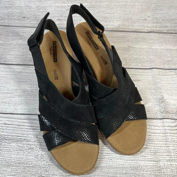 CLARKS WEDGE SANDAL (L13) - Picture 2 of 8